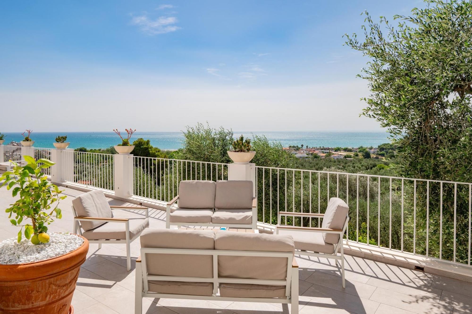 Casaragno Villa Vieste Exterior photo